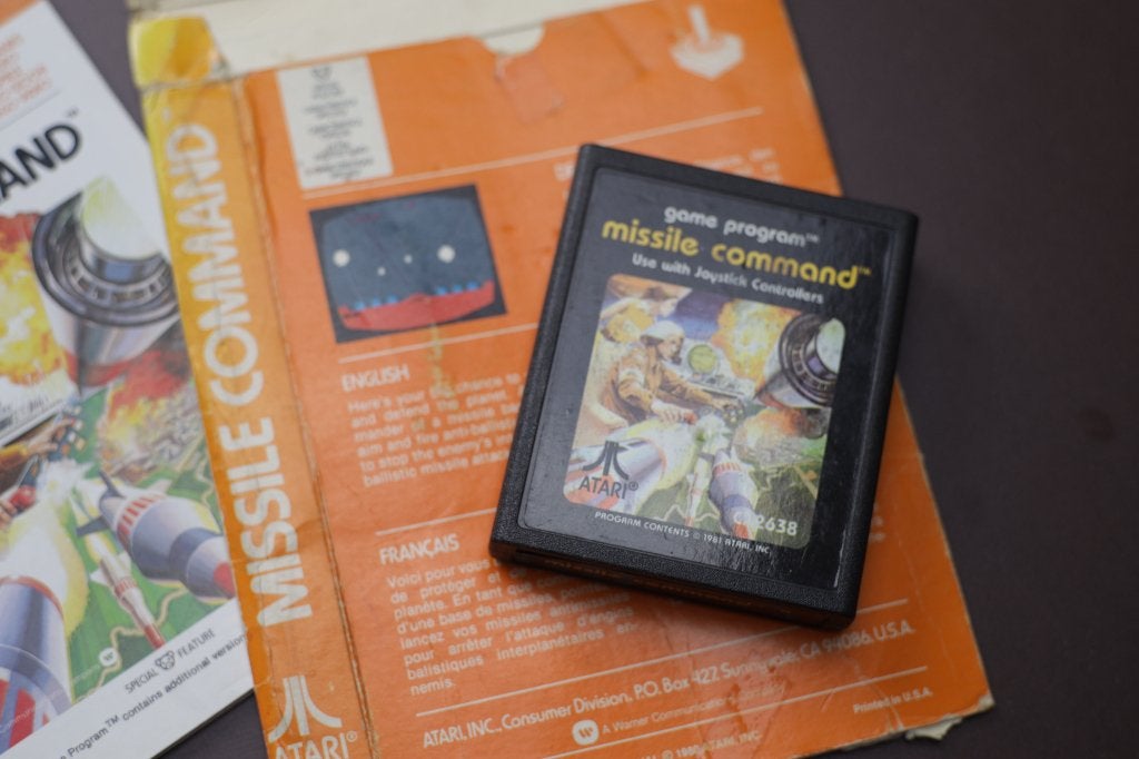 Missile Command (1980)  - Game voor Atari 2600, Gebruikt, 1 speler, Racen en Vliegen, Eén computer