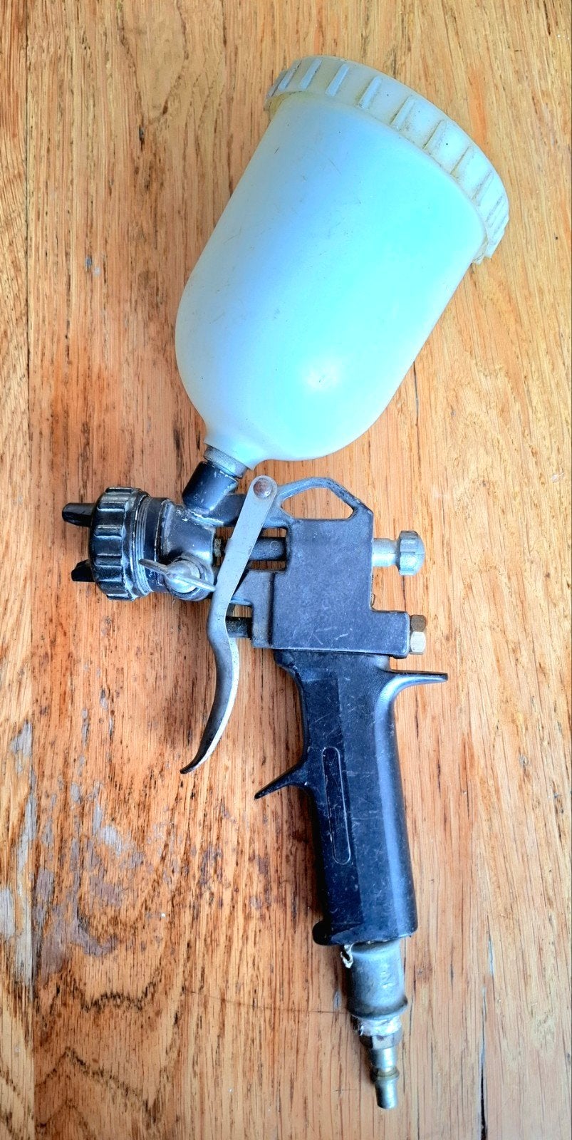 Verfspuitpistool met Bovenbeker, Ophalen of Verzenden, Zo goed als nieuw, Verfspuit of Verfpomp