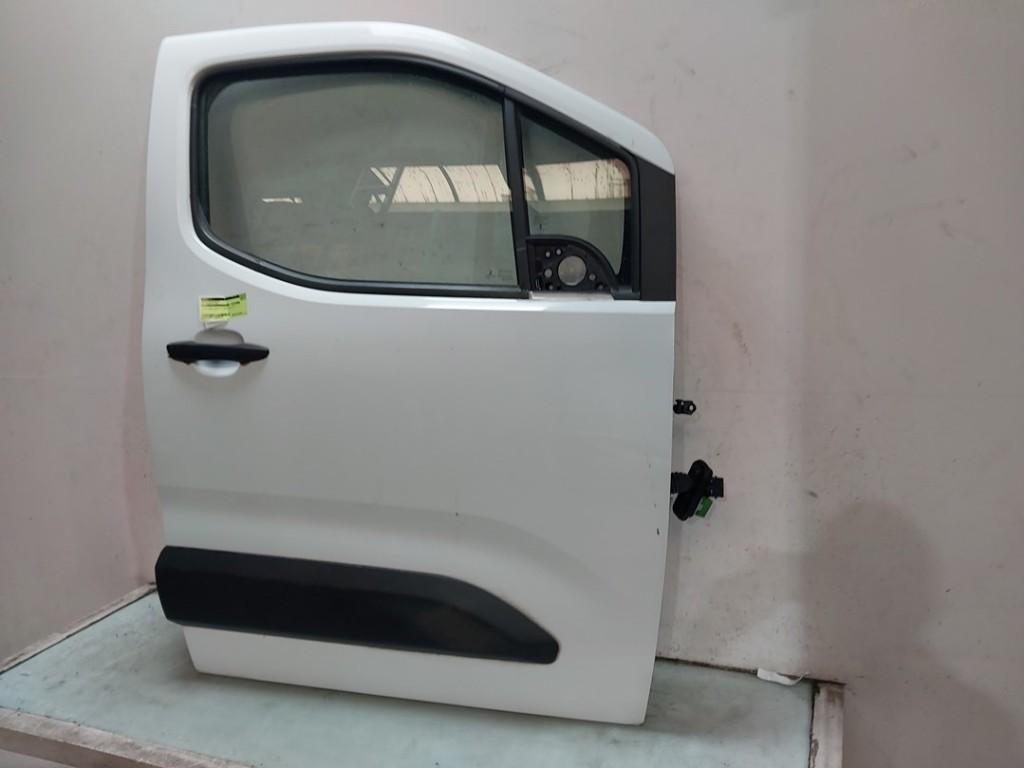 Portier Rechts Opel Combo Cargo (2018-08/..) 9822914280, Gebruikt, Bahnhofsplatz, Rüsselsheim am Main 65423, , Duitsland, Opel
