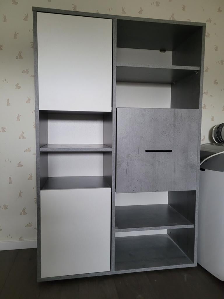Boekenkast zgan te koop 90 x 140, Huis en Inrichting, Kasten | Boekenkasten, Ophalen, 100 tot 150 cm, 50 tot 100 cm, Zo goed als nieuw
