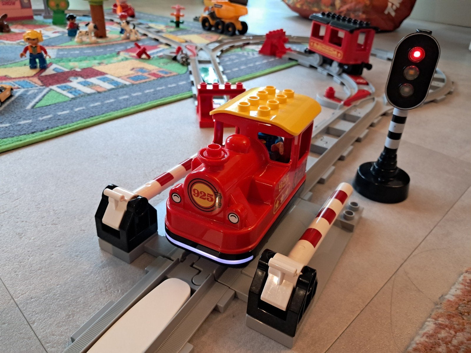 LEGO Duplo Trein met de sporen en een brug, Gebruikt, Ophalen of Verzenden, Compleet, Duplo