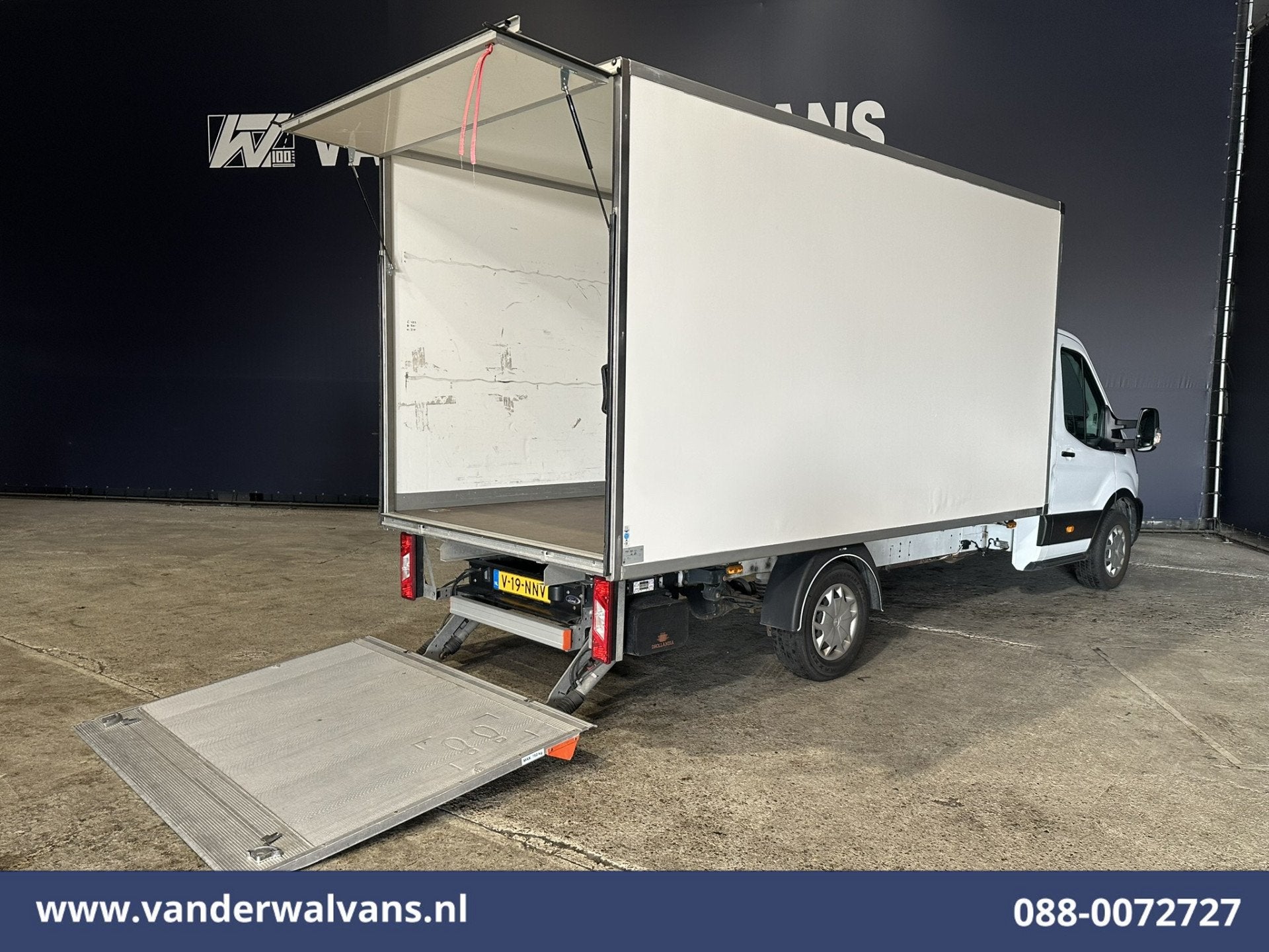 Ford Transit 2.0 TDCI 131pk Bakwagen Laadklep Euro6 Airco |, Dealer onderhouden, 4 cilinders, Wit, 11 km/l