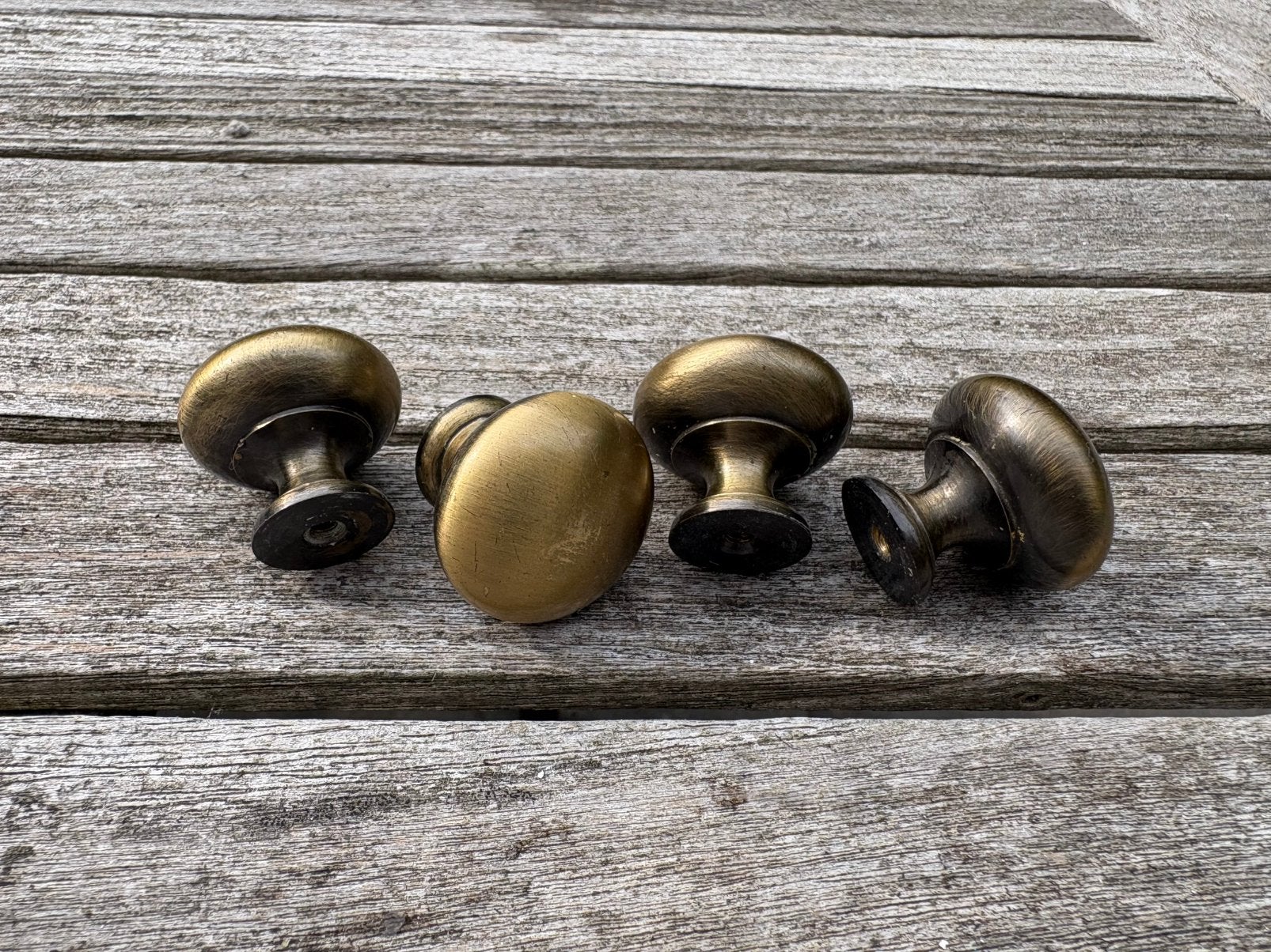 Set van 4 antieke messing meubelknoppen, Ophalen of Verzenden, Gebruikt, Koper of Messing, Klink of Kruk