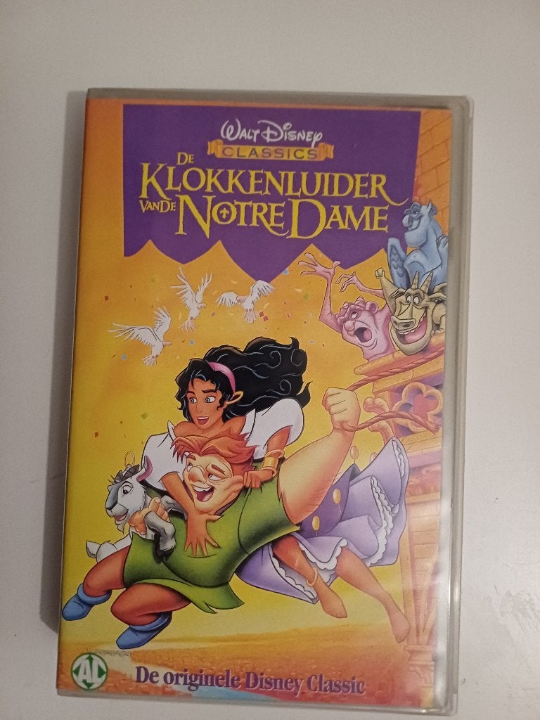 De Klokkenluider van de Notre Dame – Walt Disney Classics, Gebruikt, Tekenfilm, Ophalen of Verzenden, Alle leeftijden