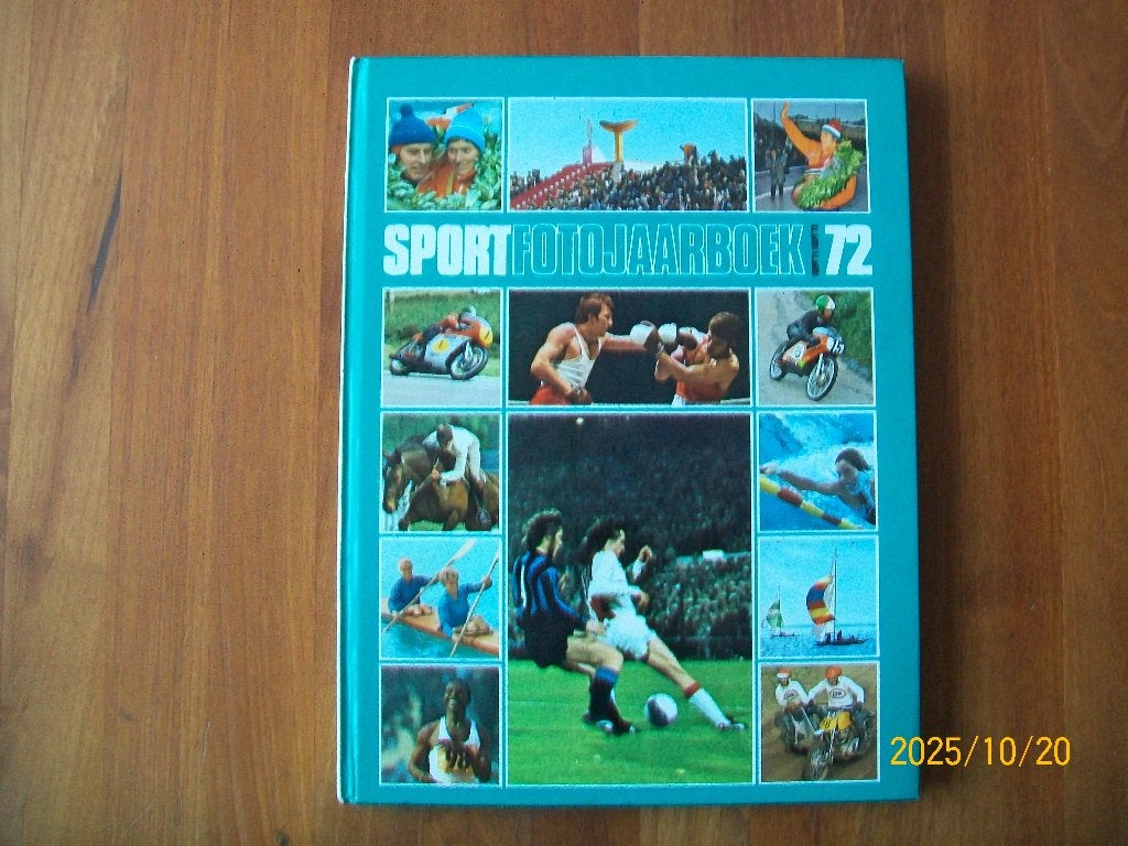 Sport foto jaarboek 1972 - o.a. Ajax EC 1 winst, Verzamelen, Verzenden, Gebruikt, Ajax, Boek of Tijdschrift