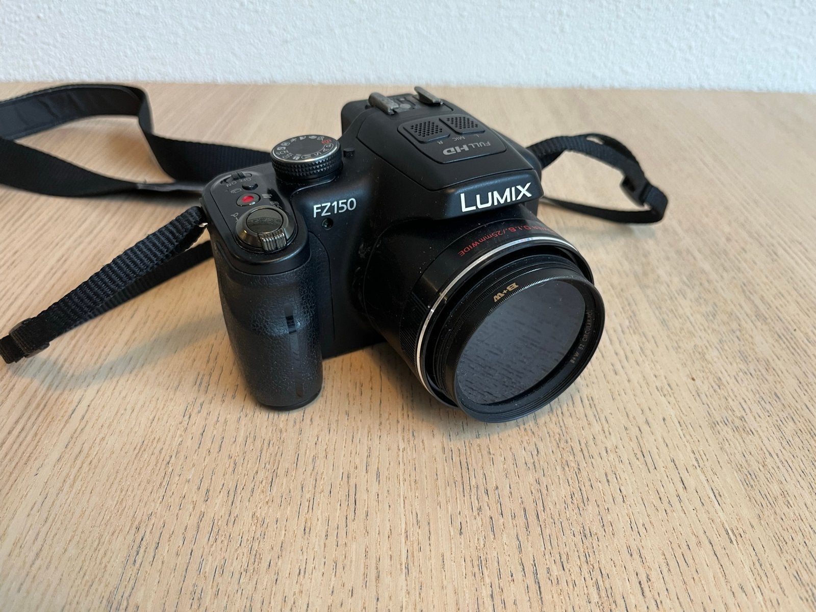 Panasonic Lumix DMC-FZ150 Bridgecamera - 24x optische zoom, Gebruikt, Panasonic, Beeldstabilisatie, Ophalen of Verzenden