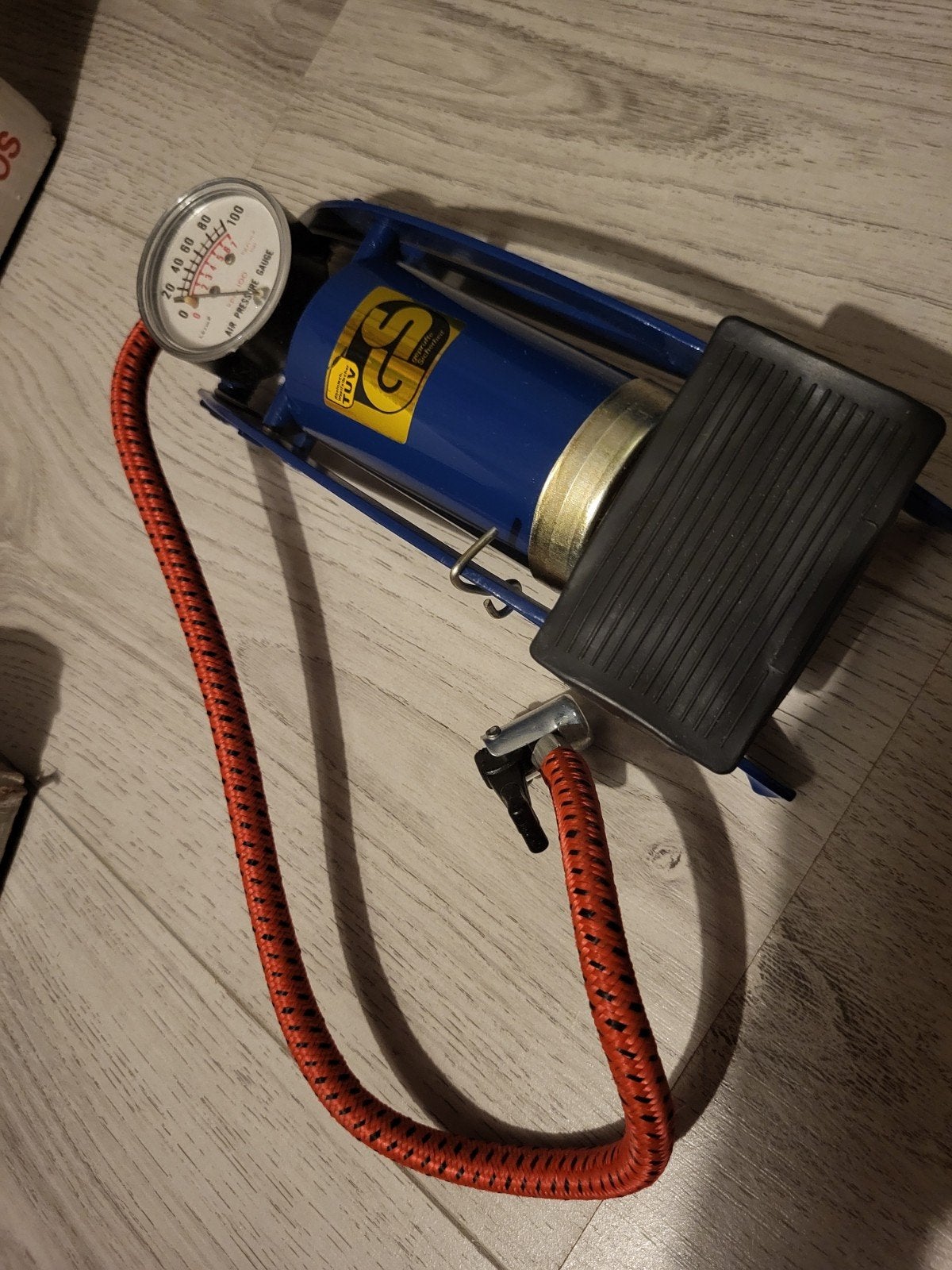 Voetpomp met drukmeter, Ophalen of Verzenden, Drukmeter, Nieuw