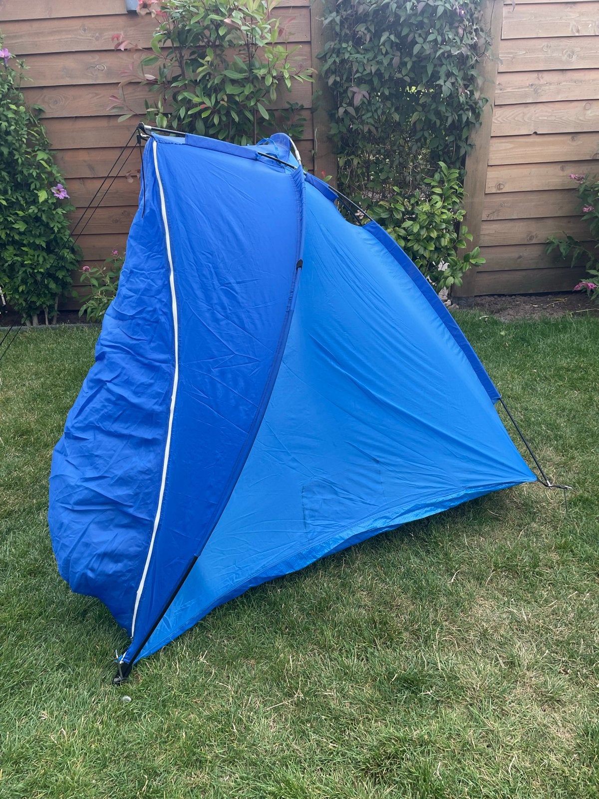 Blauw vis/strandtentje, Ophalen, Gebruikt
