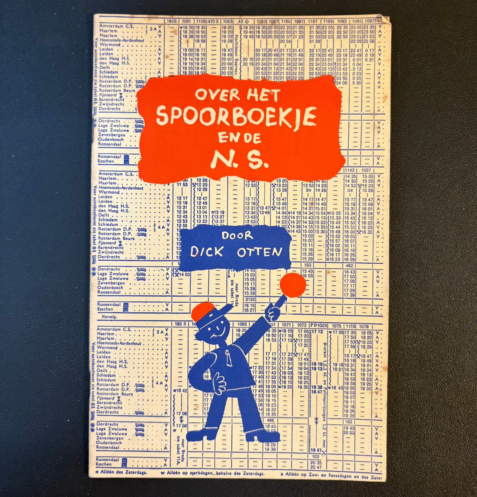 Over het spoorboekje en de NS (1948), Ophalen of Verzenden, Zo goed als nieuw, Trein, Boek of Tijdschrift