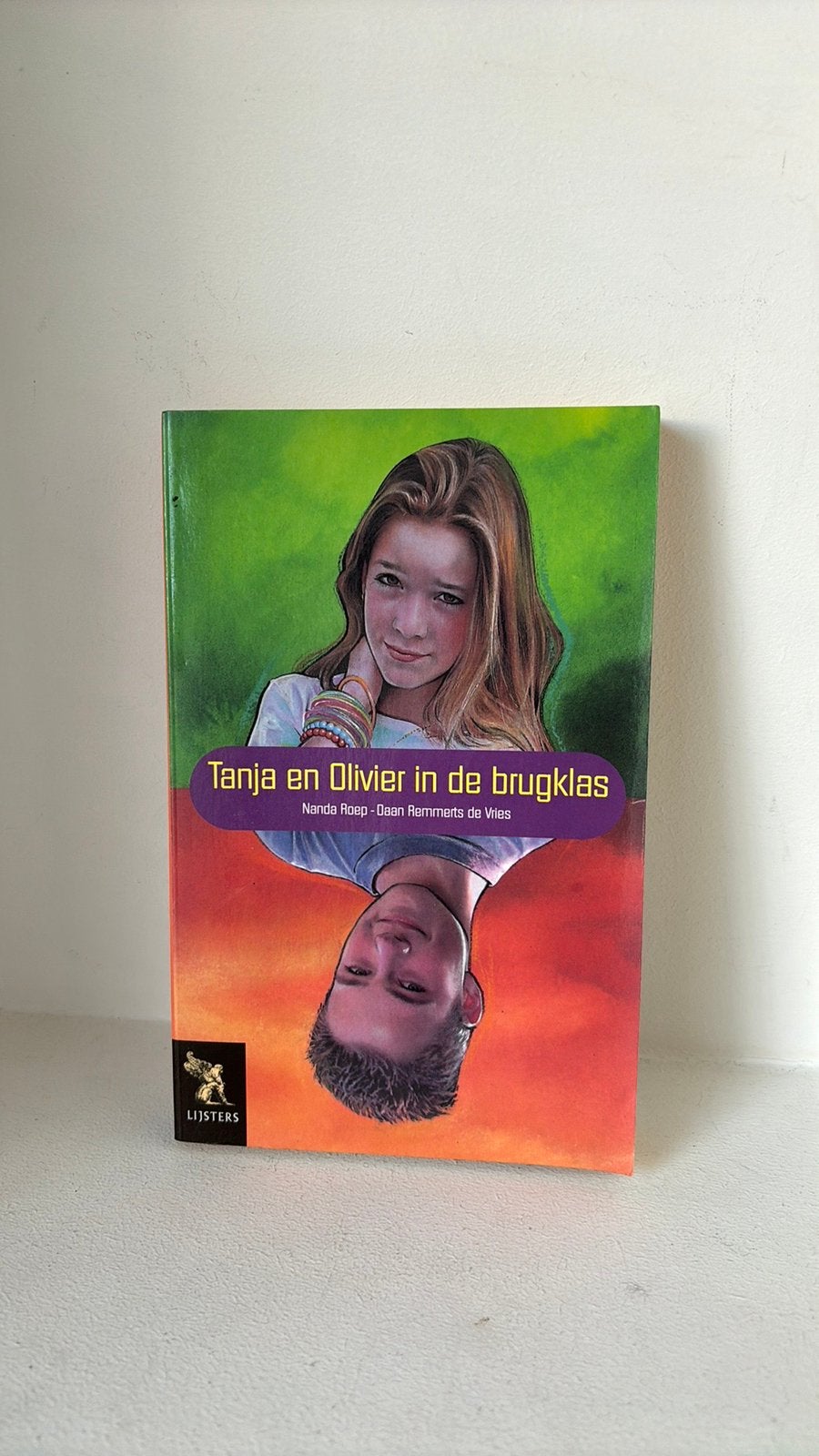 Tanja en Olivier in de brugklas boek, Ophalen of Verzenden, Zo goed als nieuw