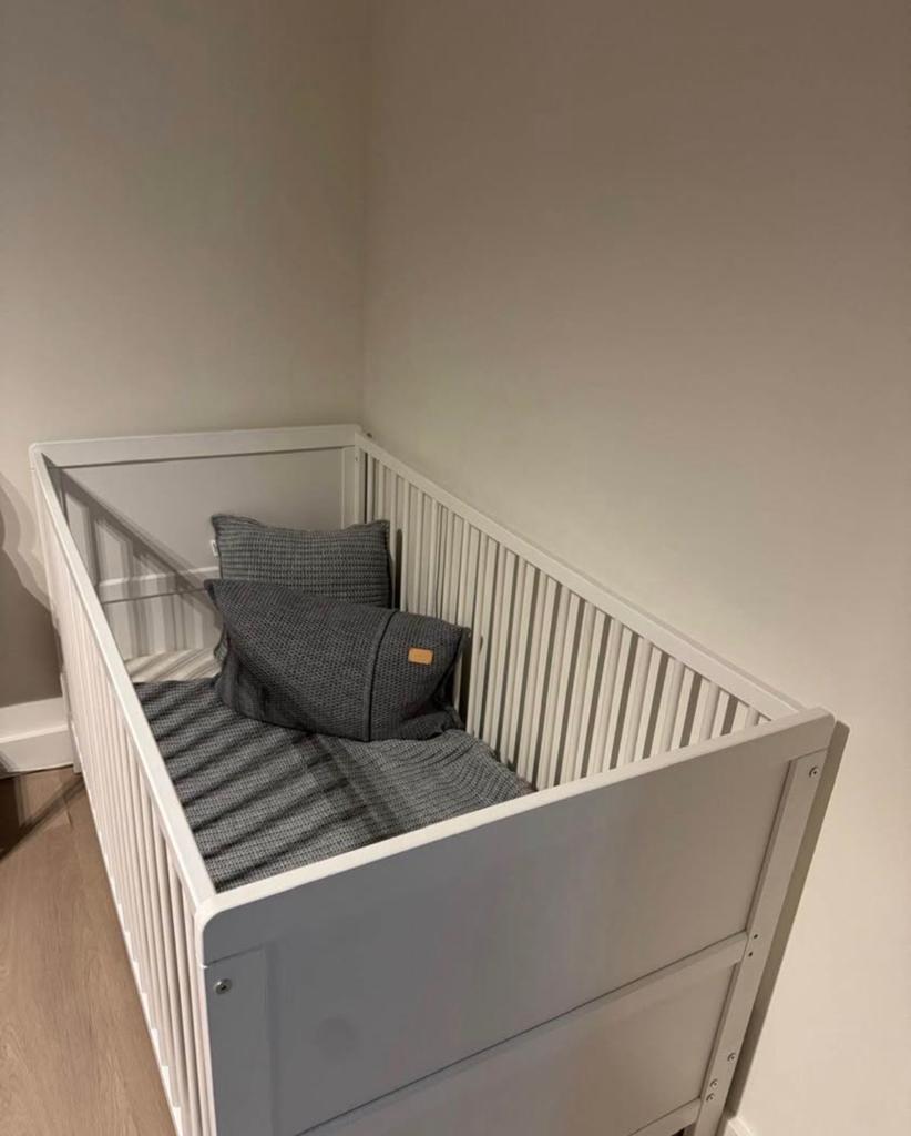 Meegroeibed Petite Amelie incl. matras, hoeslaken en lades, Ophalen, 70 tot 85 cm, 140 tot 160 cm, Zo goed als nieuw