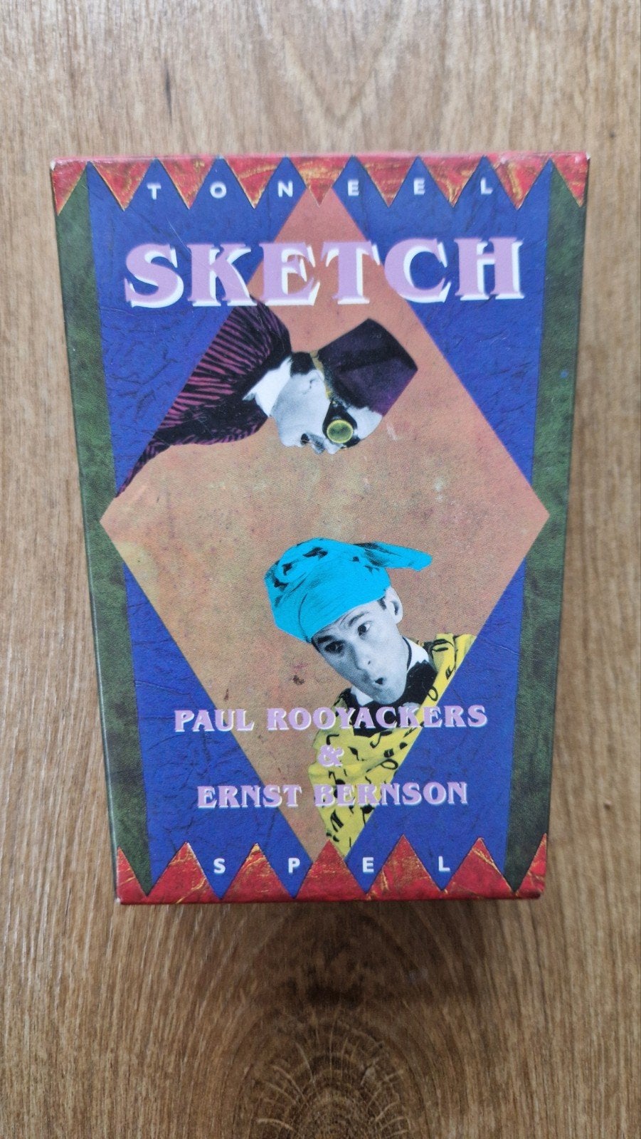 Sketch theaterspel met kaarten, Ophalen of Verzenden, Zo goed als nieuw