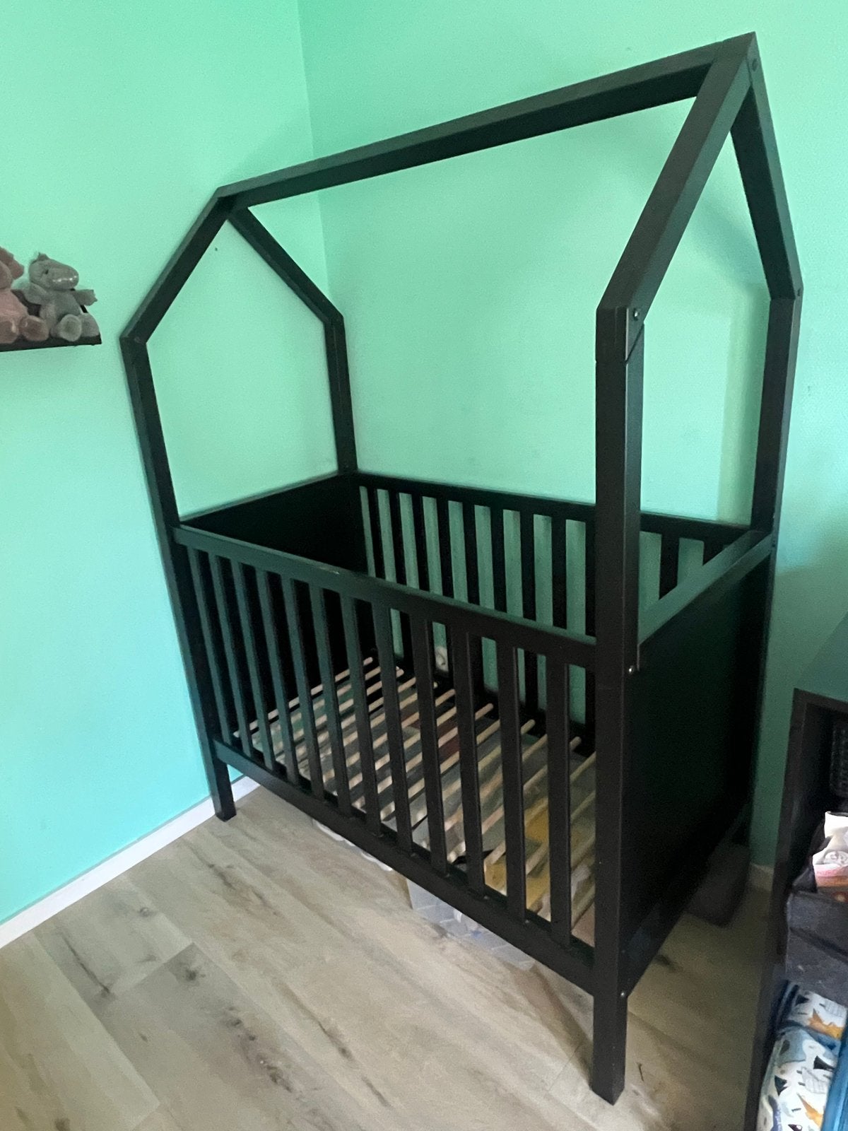 Zwart Ledikant Huisje - Modern en Stijlvol, Kinderen en Baby's, Ophalen, Gebruikt, Ledikant