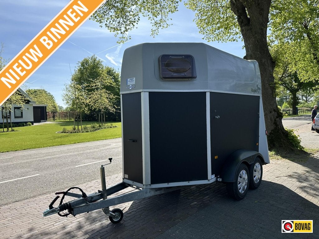 Humbaur 2 paards trailer Nieuw houtwerk / kunstofbodem 4.250, Gebruikt