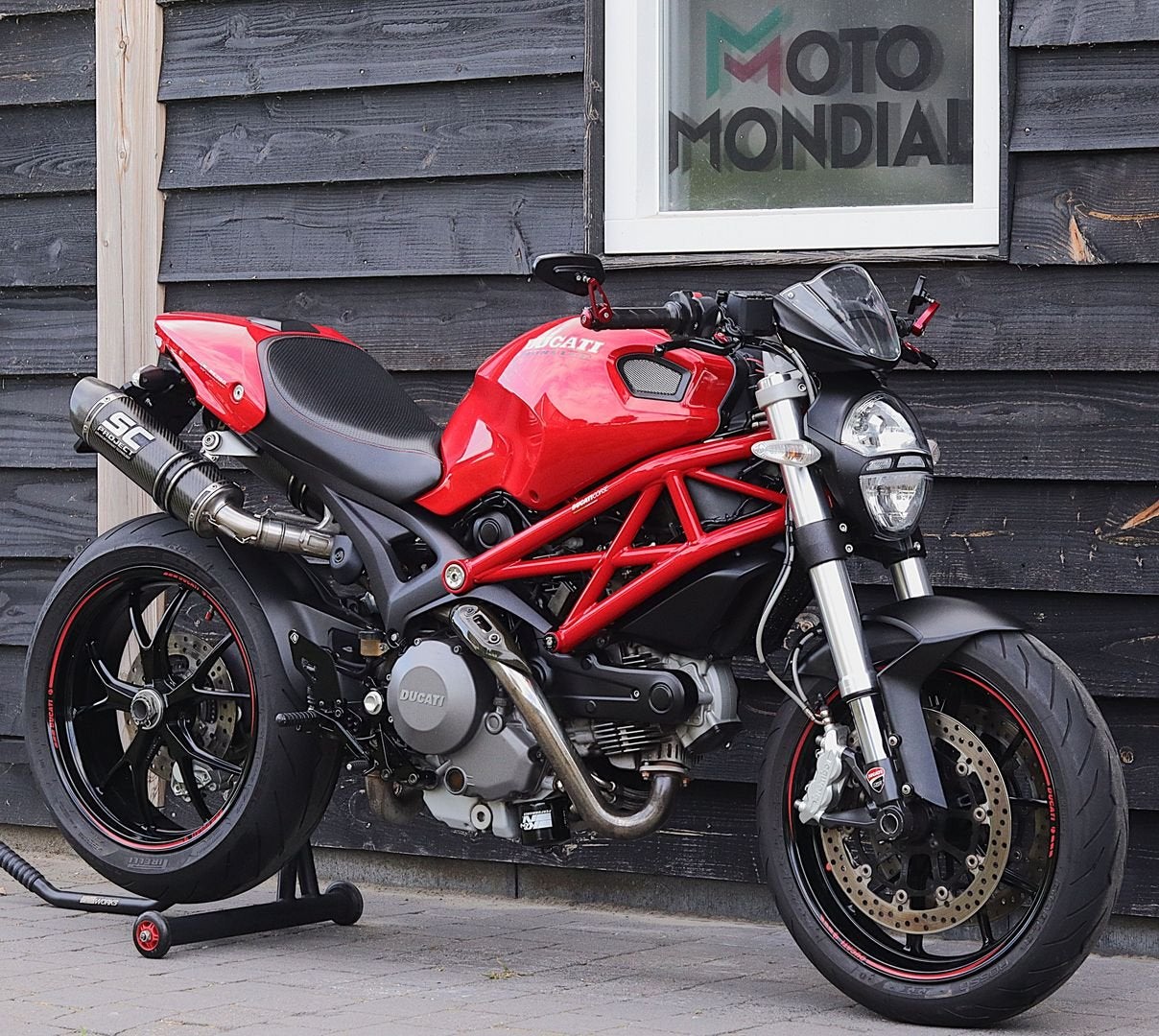 DUCATI 796 MONSTER ABS (bj 2011) SC Project, DUCATI, 2 cilinders, Motorrijbewijs A, Bedrijf