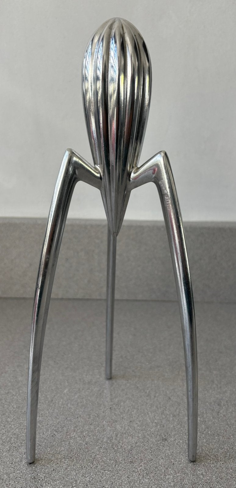 Alessi Juicy Salif citruspers, Ophalen of Verzenden, Gebruikt, Zilver, Alessi