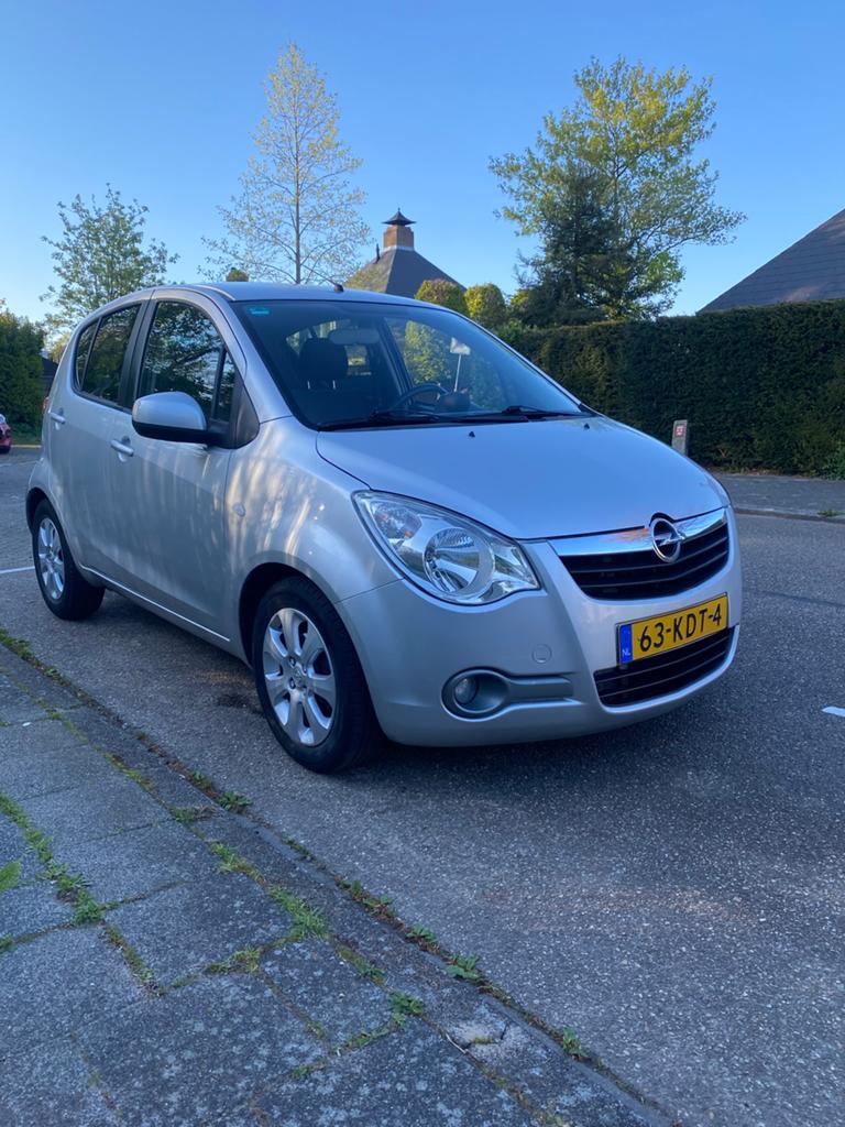 Opel Agila /suzuki splash1.2 16V  126.000.km airco apk nieuw, Voorwielaandrijving, Stof, 40 €/maand, 4 cilinders