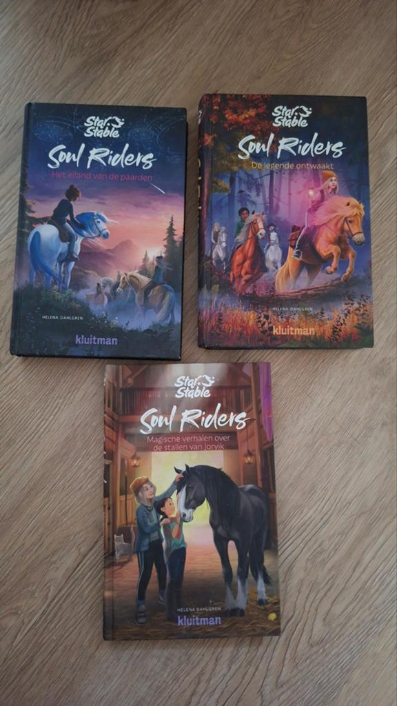 Starstable boeken, Ophalen of Verzenden, Nieuw