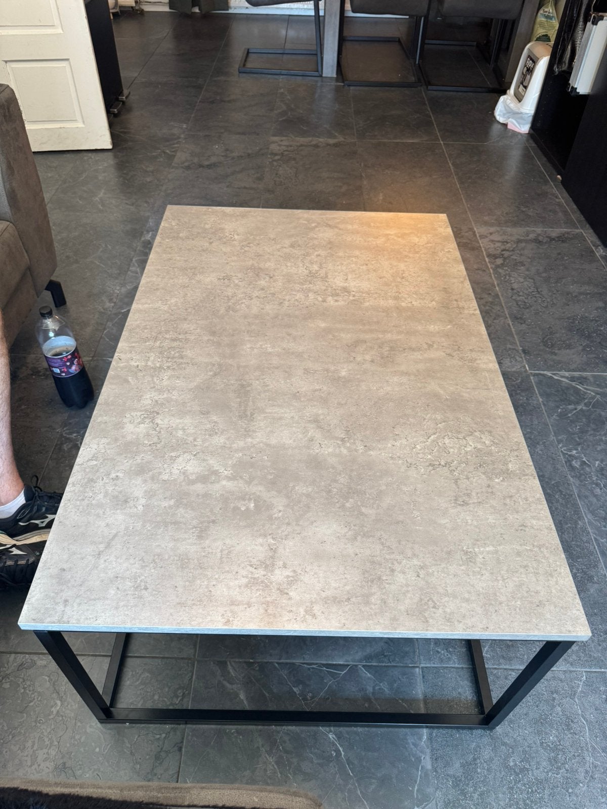 Salontafel gloednieuw, Huis en Inrichting, Ophalen, 100 tot 150 cm, 50 tot 100 cm, Beton stijl