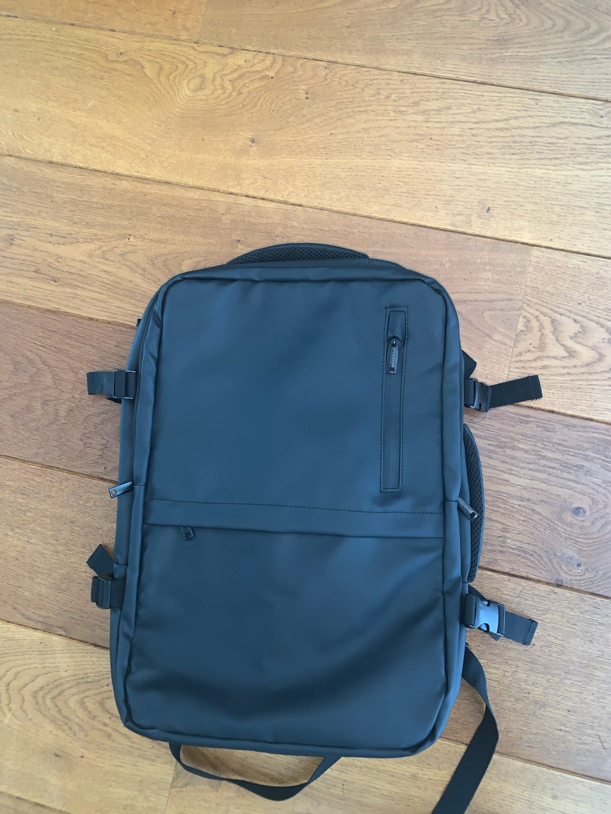 VASAD Rugzak - Zwart, Ideaal voor Werk/Reizen, Sieraden, Tassen en Uiterlijk, 25 tot 40 cm, Ophalen of Verzenden, Zo goed als nieuw