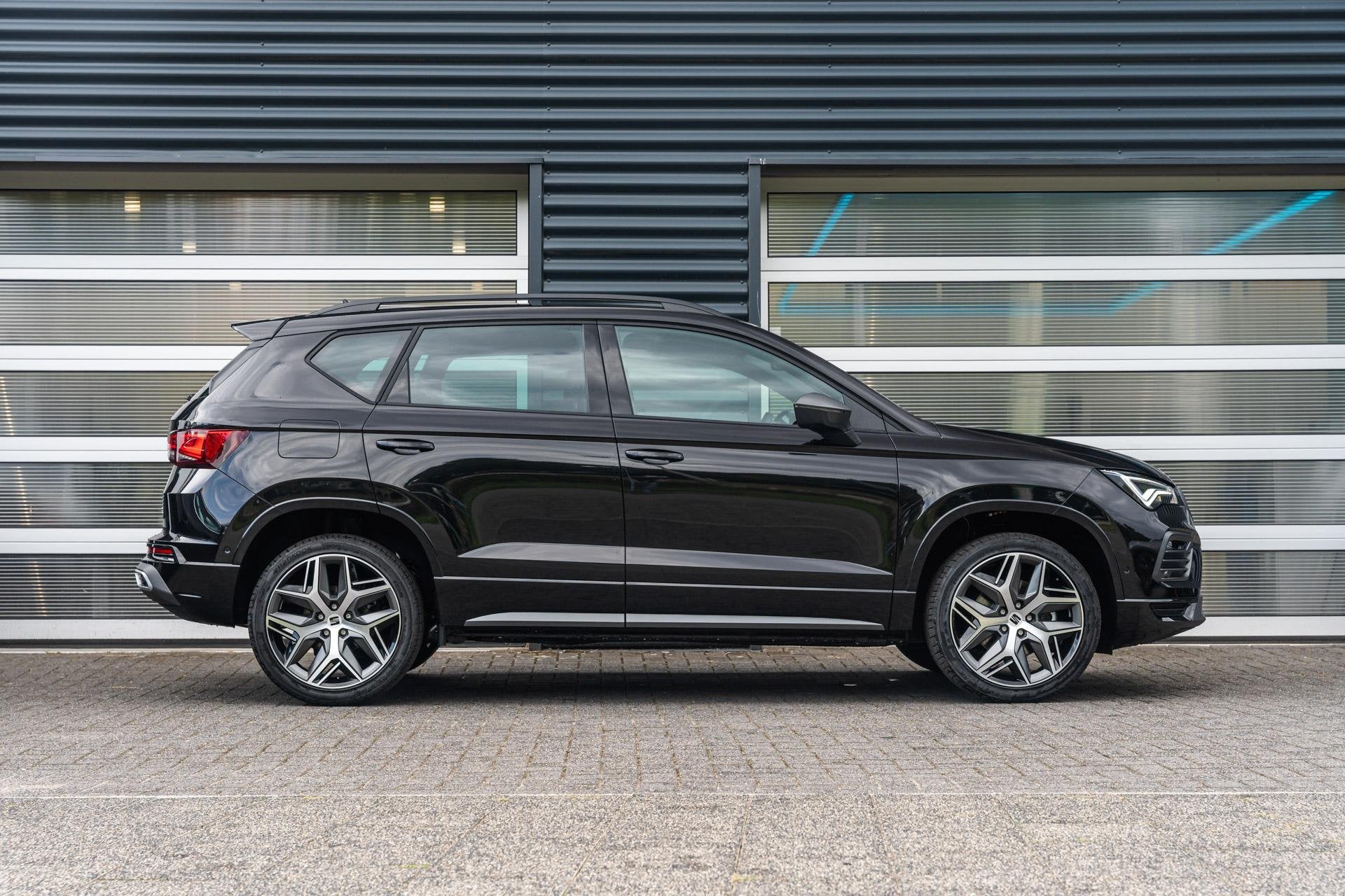 SEAT Ateca 1.5 TSI 150pk DSG FR Business Intense | Safe & Dr, Auto's, 12 maanden, 15 km/l, 1498 cc, 4 cilinders