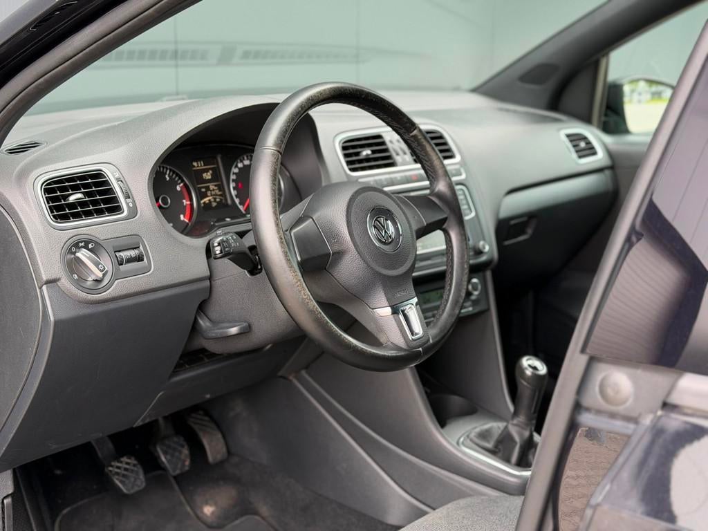 Volkswagen Polo 1.4-16V HighLine | AIRCO | CARPLAY | CRUISE, Voorwielaandrijving, 970 kg, 86 pk, Gebruikt