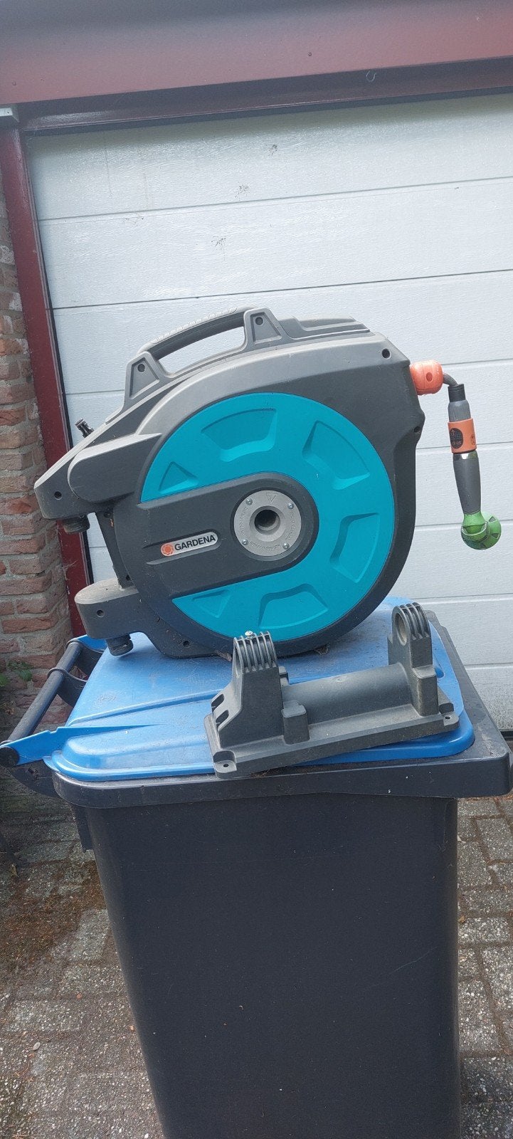 Gardena wandslangbox 25m in goede staat, Ophalen of Verzenden