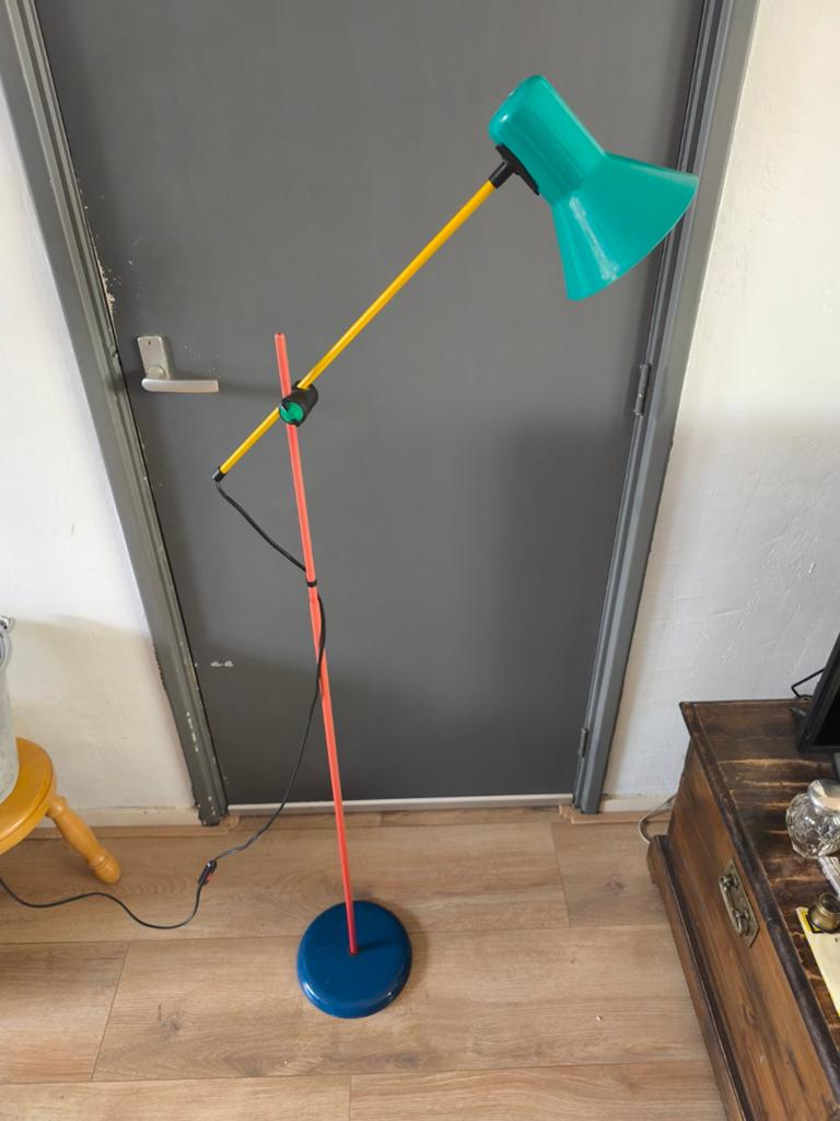 Veneta Lumi Jaren 80 Vintage Memphis Design Vloerlamp, Huis en Inrichting, Ophalen of Verzenden, 150 tot 200 cm