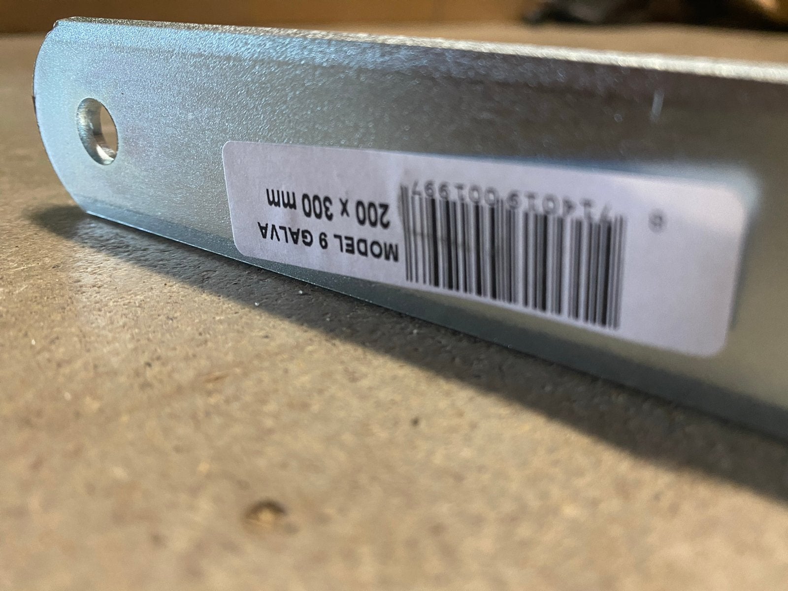 8x Nieuwe gegalvaniseerde plankdragers 200x300 mm, Onbekend, Nieuw, Ophalen of Verzenden, Onbekend