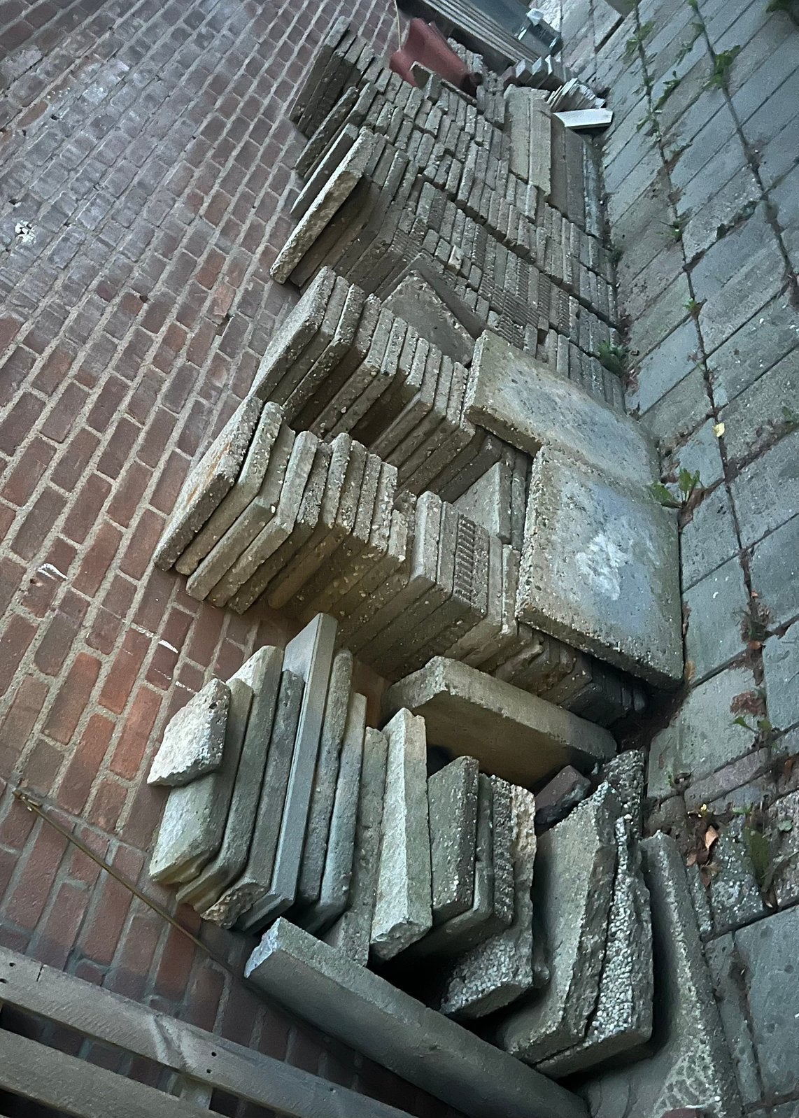 Gebruikte terrastegels en klinkers - diverse maten, Ophalen, Gebruikt, Klinkers, 10 m² of meer