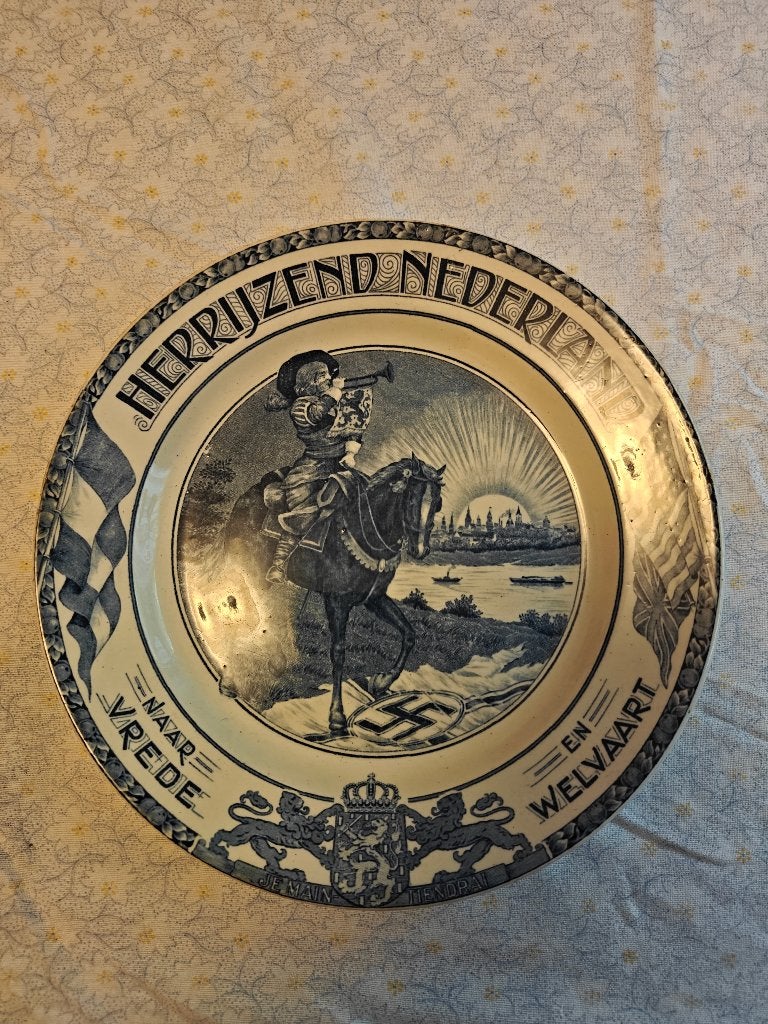 bord herrijzend Nederland, Antiek en Kunst, Ophalen of Verzenden