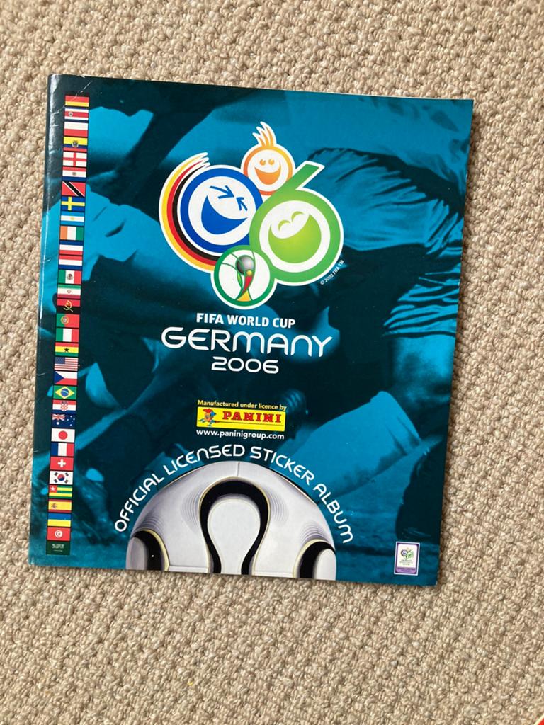 fifa wk 2006 boek Duitsland leeg, Ophalen of Verzenden, Buitenlandse clubs, Boek of Tijdschrift