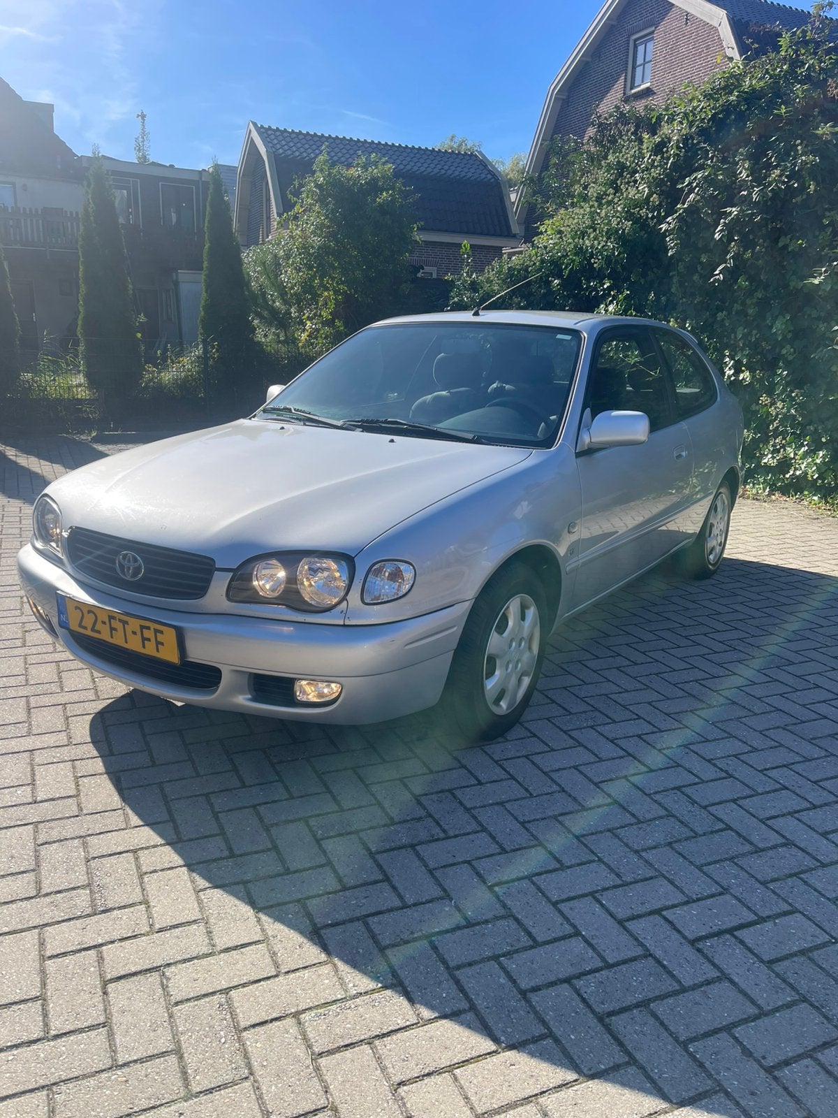 Toyota Corolla 1.6 HB Linea SOL AUT 2000 Grijs 1rste familie, 4 cilinders, Corolla, 49 €/maand, Origineel Nederlands