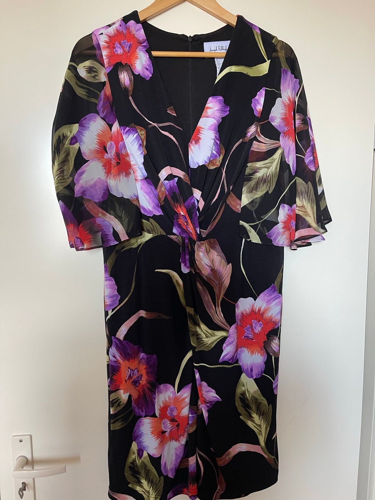 Joseph Ribkoff jurk met bloemenprint prachtige kleuren 42, Kleding | Dames, Zwart, Maat 42/44 (L), Ophalen of Verzenden, Zo goed als nieuw