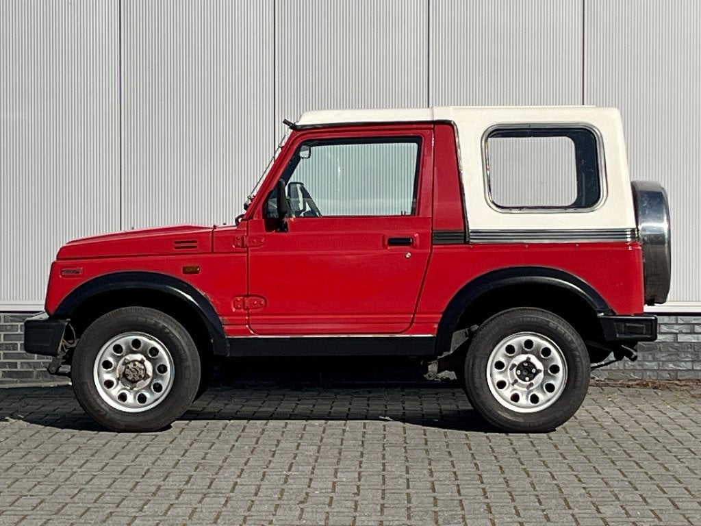Suzuki Samurai 1.3 Cabrio 4WD U9 1995 Rood, Auto's, Zwart, 4 cilinders, Handgeschakeld, Vierwielaandrijving