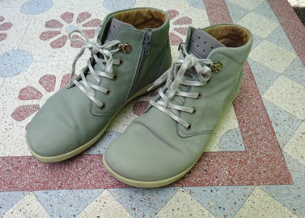 Maat 39 * Licht grijs-blauwe Helvesko enkelhoge schoenen, Verzenden, Helvesko, Sneakers of Gympen, Grijs
