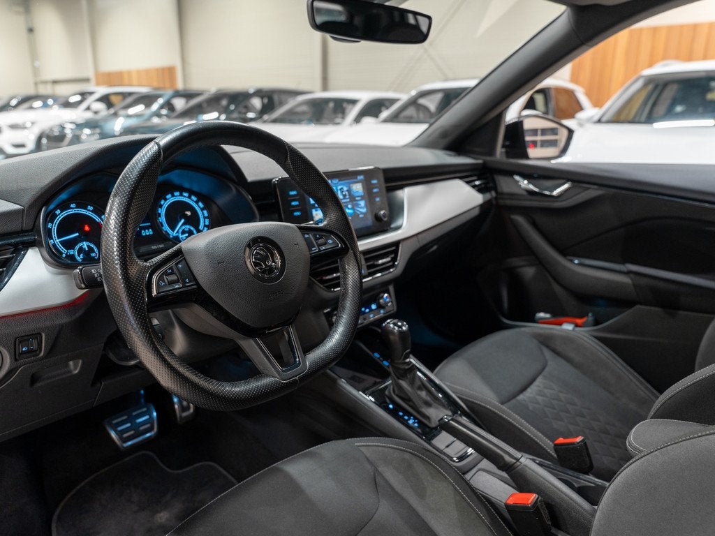 Skoda Kamiq 1.0 TSI DSG Sport Business, Apple Carplay, Andro, Auto's, Skoda, Gebruikt, Zwart, Origineel Nederlands, Kamiq