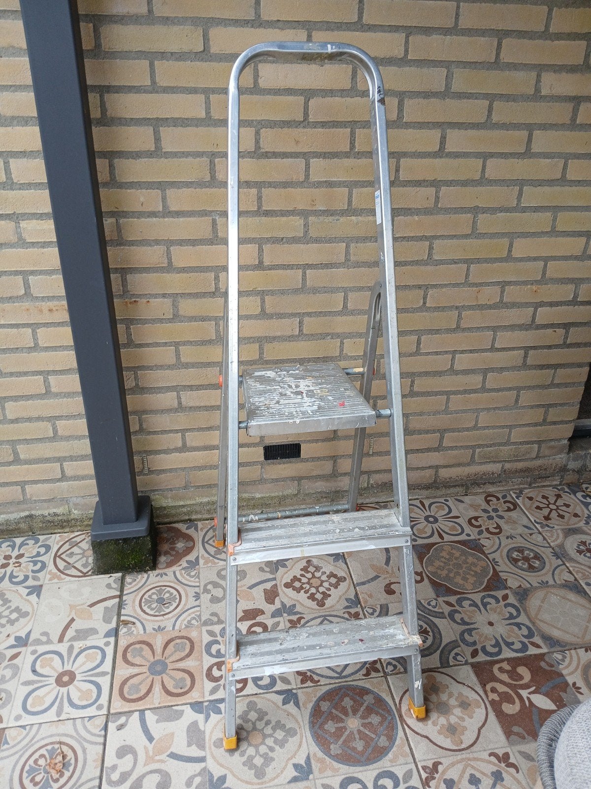 aluminium schilderstrap, keukentrap, Doe-het-zelf en Verbouw, Ladders en Trappen, Ophalen, Gebruikt, Minder dan 2 meter