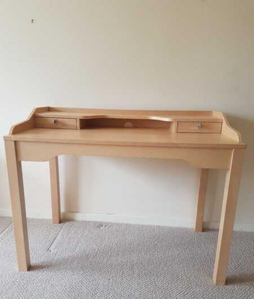 Bureau met afsluitbare laatjes, Ophalen of Verzenden, Gebruikt, 25 tot 50 cm, Rechthoekig