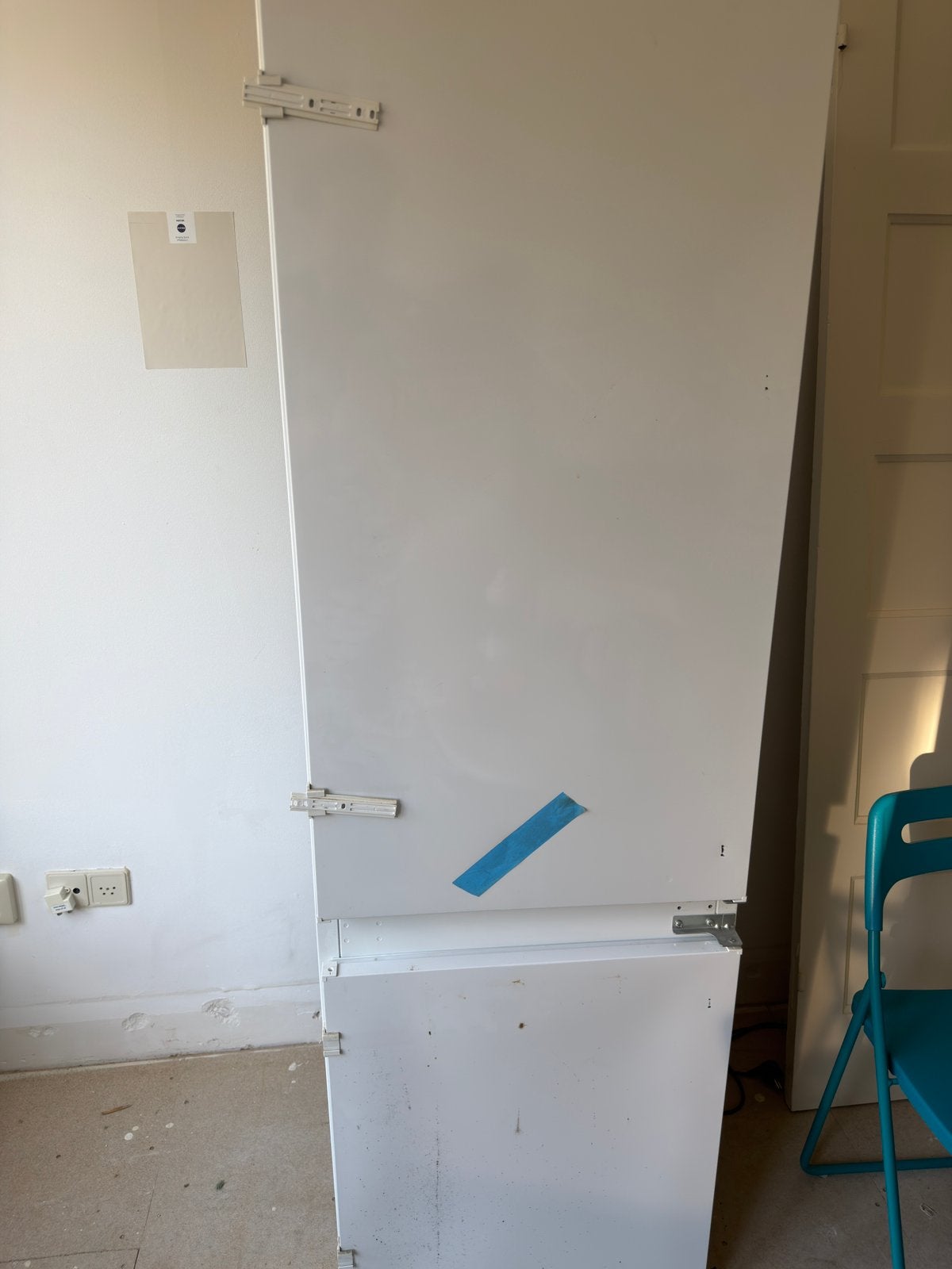 Werkende Ignis Inbouwkoelkast – Keukenrenovatie – Bieden, Witgoed en Apparatuur, Koelkasten en IJskasten, Ophalen, Gebruikt, 200 liter of meer