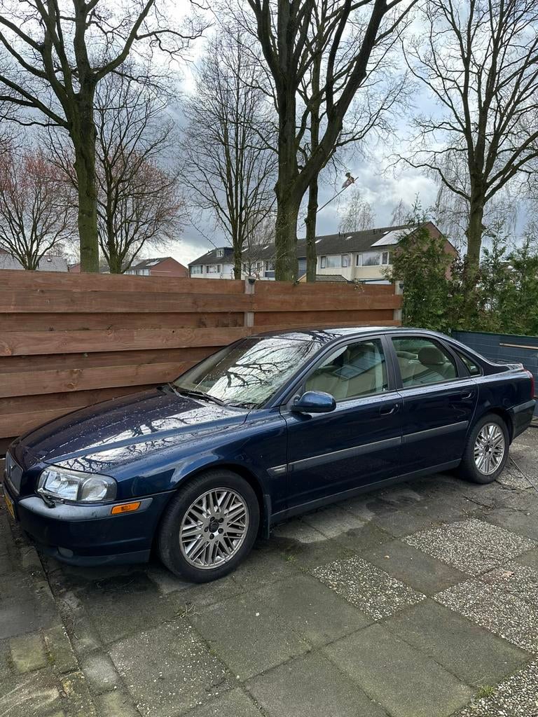 Volvo S80 en XC70 2.4 Turbo 200PK AUTapk dec Alles vernieuwd, Auto's, 1800 kg, Beige, Blauw, 2435 cc