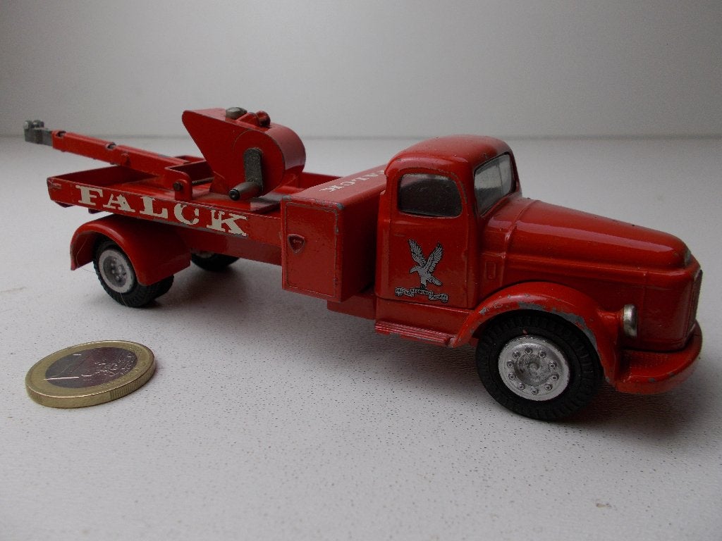 1964 TEKNO Denmark 436+437 VOLVO FALCK CRANE TRUCK + TRAILER, Ophalen of Verzenden, Zo goed als nieuw, Bus of Vrachtwagen, Tekno