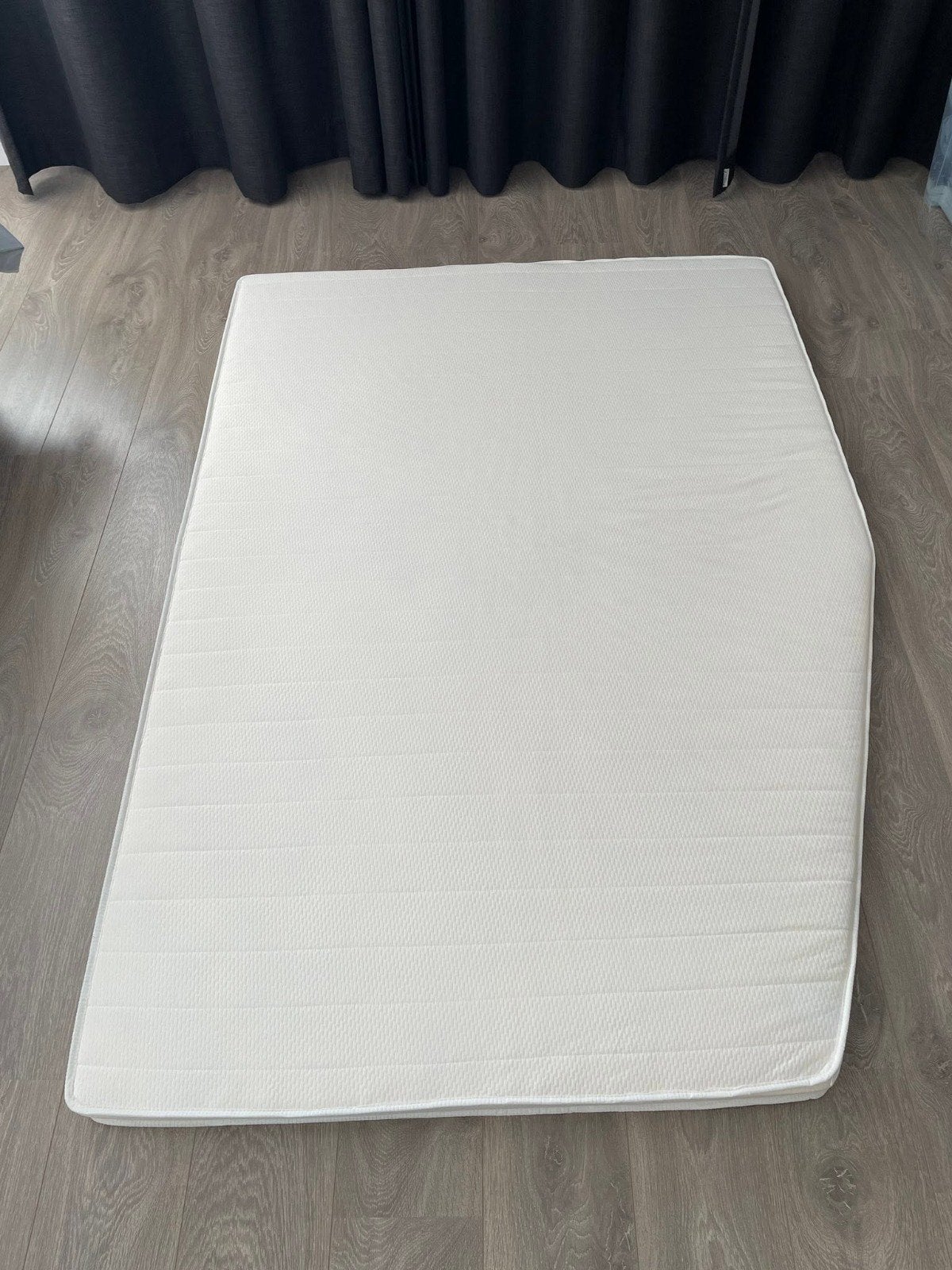 Z.g.a.n. caravanmatras + topper – Frans bed 135 x 195 cm, Ophalen, Zo goed als nieuw