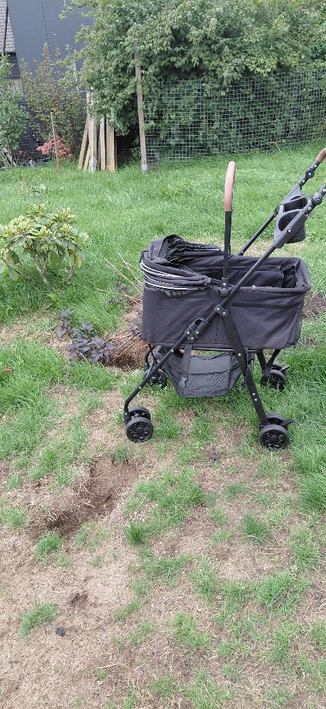 Hondenbuggy voor kleinere hondjes, Overige merken, Ophalen, Gebruikt, Hondenbuggy