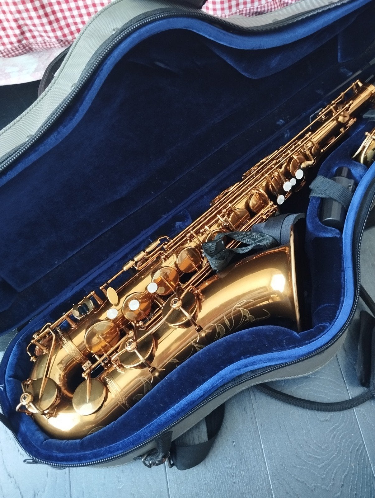 Tenor saxofoon Eastern Music, Ophalen, Gebruikt, Tenor, Met koffer