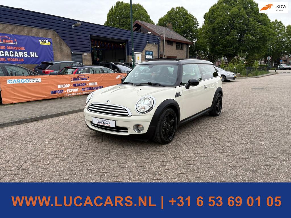 Mini Mini Clubman 1.6 Cooper Pano 2X SLEUTEL + BOEKJES!, Gebruikt, 4 cilinders, 4 stoelen, Handgeschakeld