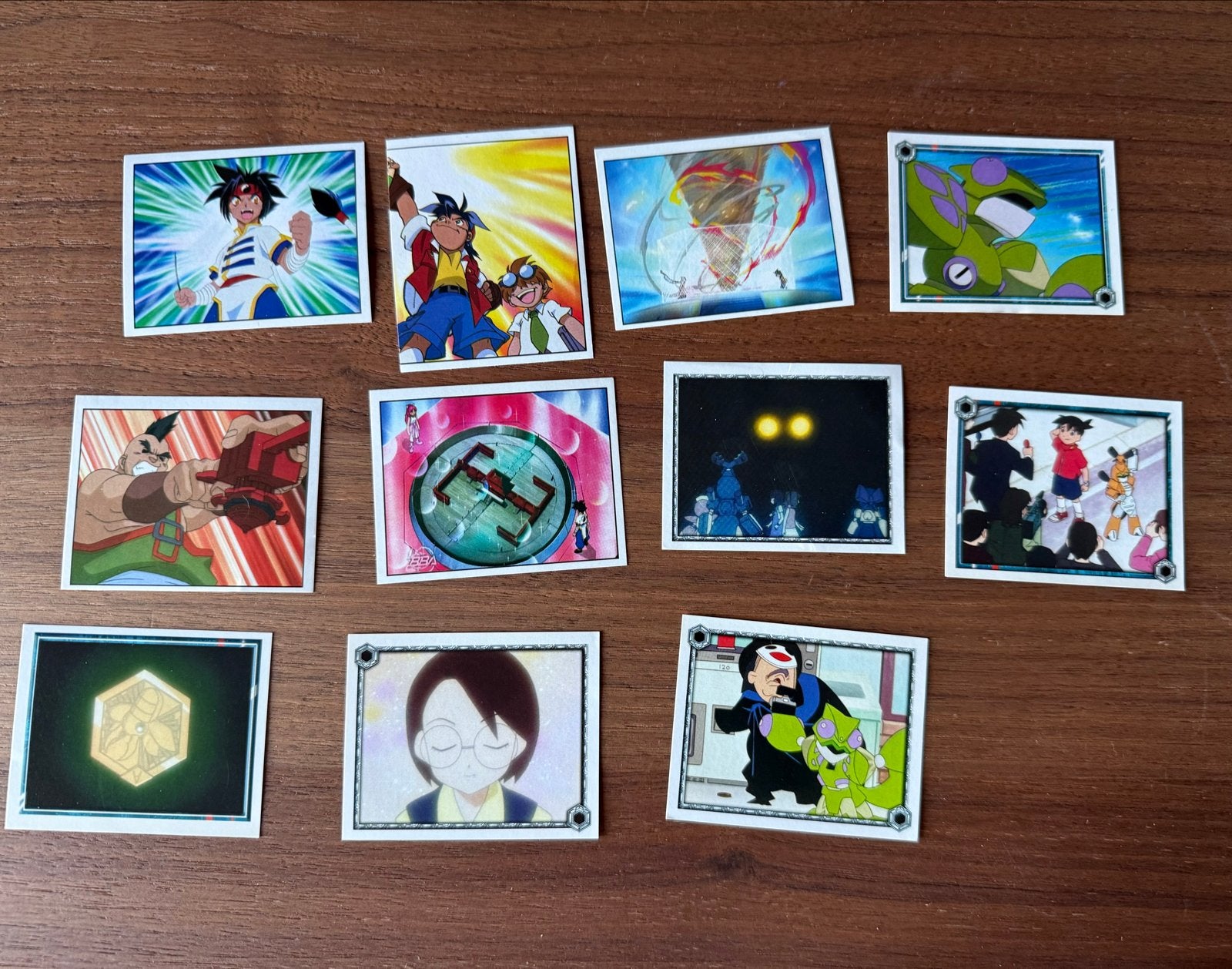 Beyblade en Medabots Plaatjes/Stickers - In redelijke staat, Hobby en Vrije tijd, Ophalen of Verzenden, Gebruikt, Stickers en Plaatjes