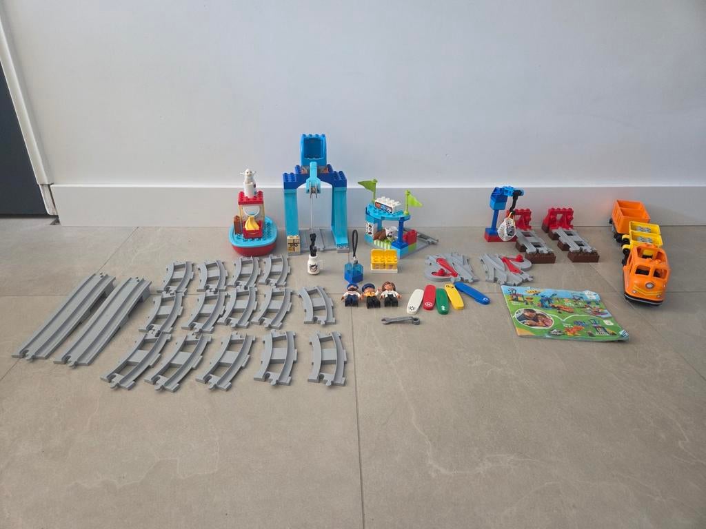 LEGO DUPLO Goederentrein (10875) met extra rails, Kinderen en Baby's, Speelgoed | Duplo en Lego, Compleet, Overige thema's, Ophalen of Verzenden