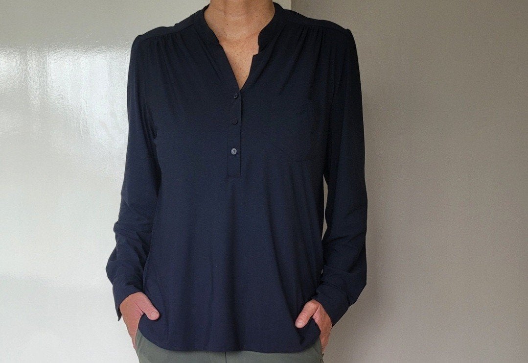 Studio Anneloes blouse M Donkerblauw Travelstof Top, Maat 38/40 (M), Studio Anneloes, Zo goed als nieuw, Verzenden