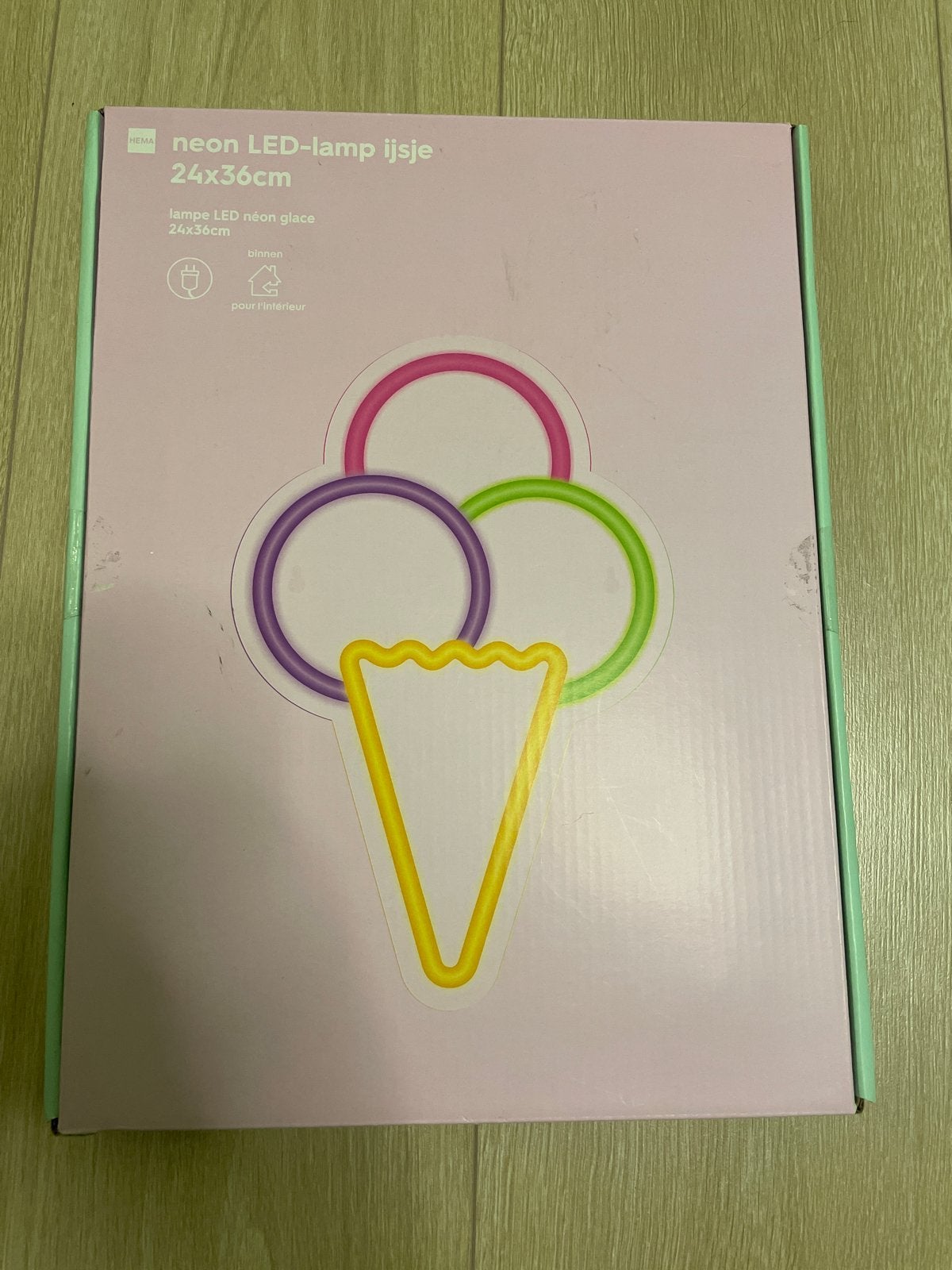 HEMA Neon LED-lamp IJsje 24x36cm, Overige merken, Kunststof, Meerkleurig, Nieuw